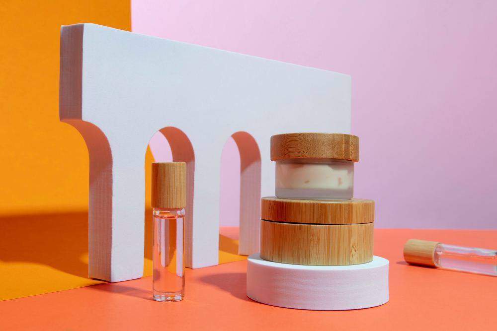 wws-visual-presentation-product-sample - Wholesale Suite Aesthetic product display featuring skincare containers with bamboo lids